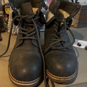 Dream Pairs Women's Dark Gray Ankle Boots